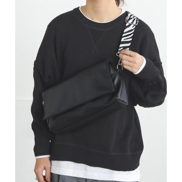 ZOZO問い合わせ番号:101519654ショップ:ALTROSE，アルトローズブランド:ALTROSE，アルトローズ商品名:【500mlペットボトル収納可】2WAY ボディバッグ ショルダー バッグ 長方形 合皮カテゴリ:バッグ>ボ...