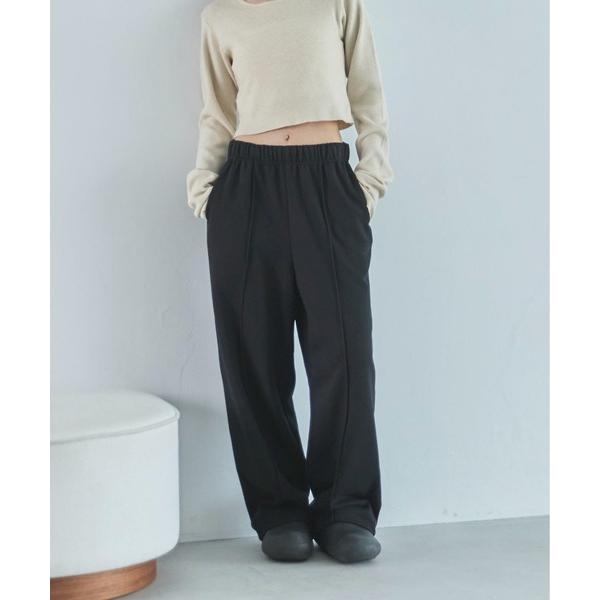 参考価格：5，995円発売時期：2024年08月コンディション：D（傷・汚れあり）傷や汚れがあるが使用には問題ないアイテム全体的：汚れ、色あせ、毛玉参考商品名：ピンタック裏起毛ワイドスウェットパンツ参考品番：250-881-070-001【...