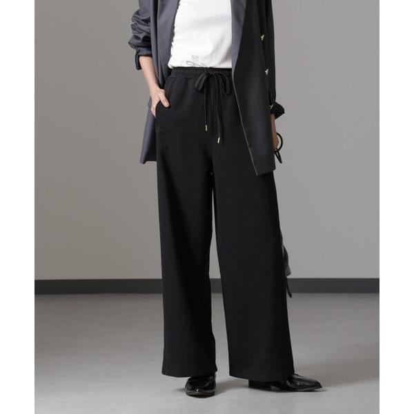 参考価格：6，490円発売時期：2024年09月コンディション：C（やや使用感あり）使用感があり、やや気になる傷や汚れがあるアイテム全体的：汚れ参考商品名：ワイドシルエットスウェットパンツ(セットアップ可)参考品番：673-4227304【...