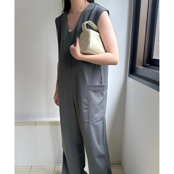 参考価格：8，800円発売時期：2024年07月コンディション：A（使用感なし）数回使用した程度で使用感が感じられないアイテム参考商品名：self cut 2way salopette / セルフカット2wayサロペット参考品番：22433...