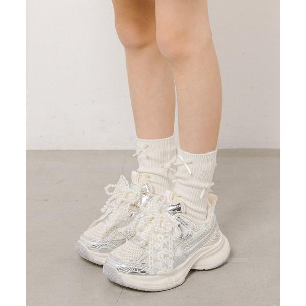 『タイムセール実施中』ZOZO問い合わせ番号:102221589ショップ:moredays store，モアデイズ・ストアブランド:URBAN CHERRY，アーバンチェリー商品名:【リボンチャーム付き】メタルダッドスニーカーカテゴリ:シュ...