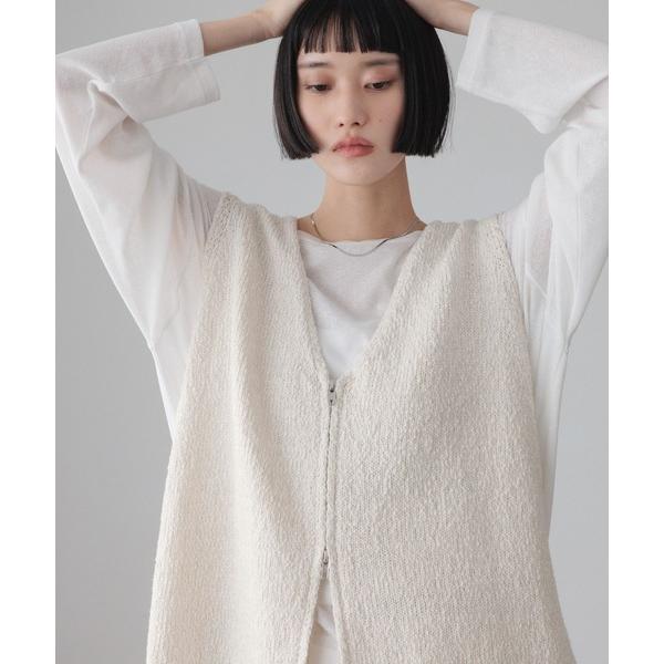 『タイムセール実施中』ZOZO問い合わせ番号:102417694ショップ:LOWRYS FARM，ローリーズファームブランド:LOWRYS FARM，ローリーズファーム商品名:ラメスラブＺＩＰベスト　644675カテゴリ:トップス>ベ...