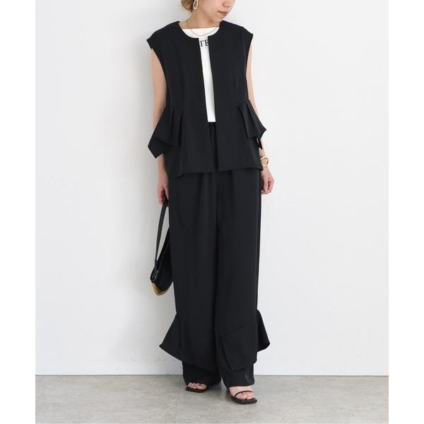 ZOZO問い合わせ番号:102741409ショップ:Eimee Law，エイミーロウブランド:Eimee Law，エイミーロウ商品名:折り紙フリルジレ×パンツ セットアップカテゴリ:ジャケット/アウター>セットアップブランド品番:84...