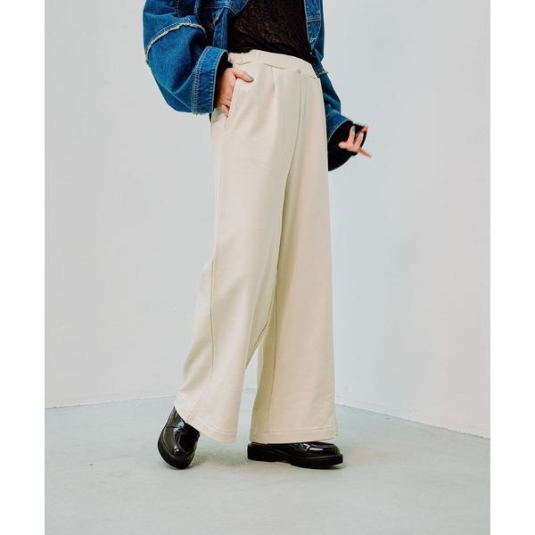 『セール実施中』参考価格：5，991円発売時期：2025年01月コンディション：A（使用感なし）数回使用した程度で使用感が感じられないアイテム参考商品名：タックスウェットパンツ　290328参考品番：290328【商品に関する注意事項】・こ...