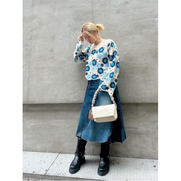 ニット セーター フローラルクロシェ編みクロップドロングスリーブニット レディース