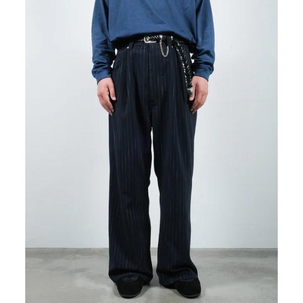 スラックス STRIPE WIDE ONE TUCK PANTS メンズ