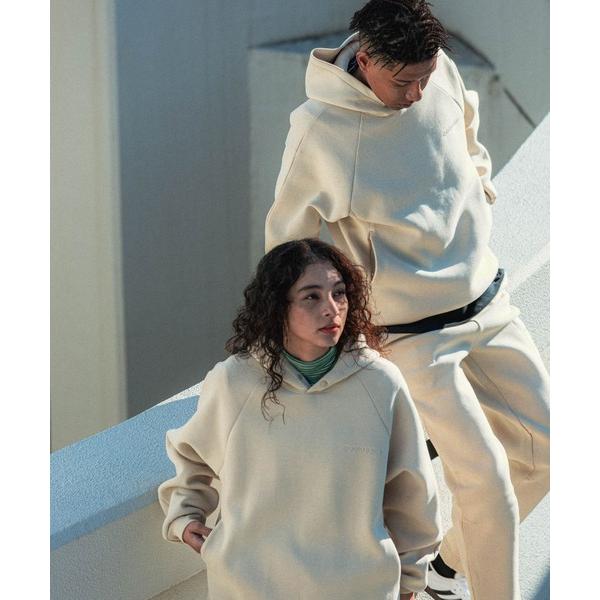 「NUMERALS」 プルオーバーパーカー MEDIUM ベージュ メンズ