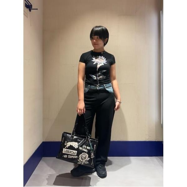 tシャツ 半袖 フラワープリント 半袖Tシャツ 黒「2026-2027年秋冬新作」 レディース