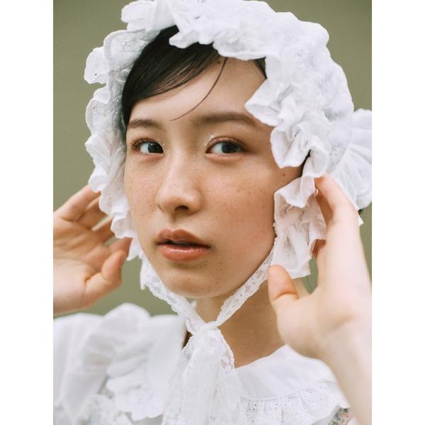 sugar lace bonnet