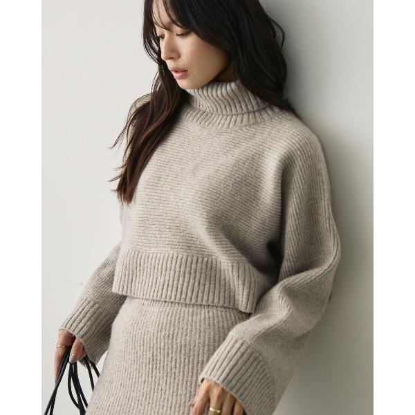 「attiree」 セットアップ SMALL ベージュ レディース