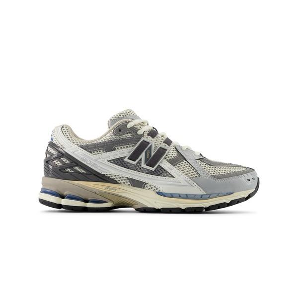 「New Balance」 ローカットスニーカー 24.5cm グレー メンズ