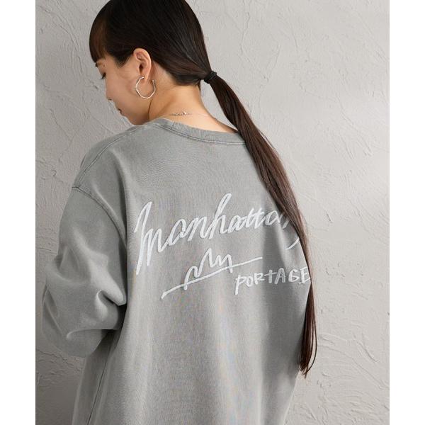 tシャツ 「MANHATTAN PORTAGE/マンハッタンポーテージ」 別注 ピグメント染め 手描き風ロゴ刺繍ロングスリーブTシャツ レディース メンズ