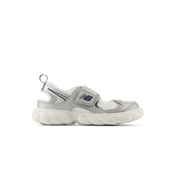 「New Balance」 「KIDS」シューズ 24.0cm シルバー キッズ