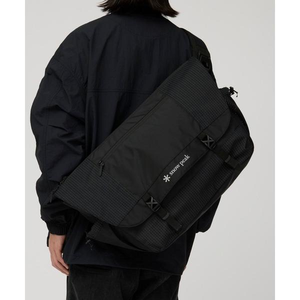 ショルダーバッグ Snow Peak / Grid Messenger Bag グリッド・メッセンジャーバッグ メンズ レディース