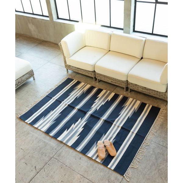 ZOZO問い合わせ番号:29780767ショップ:チャイハネ，チャイハネブランド:チャイハネ，チャイハネ，Amina，アミナ商品名:【チャイハネ】オルテガ柄ラグマット130×190cmカテゴリ:インテリア&gt;ラグ/マットブランド品番:I...