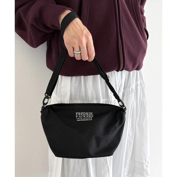 FREDRIK PACKERS（フレドリックパッカーズ）『ミニショルダーサコッシュ』