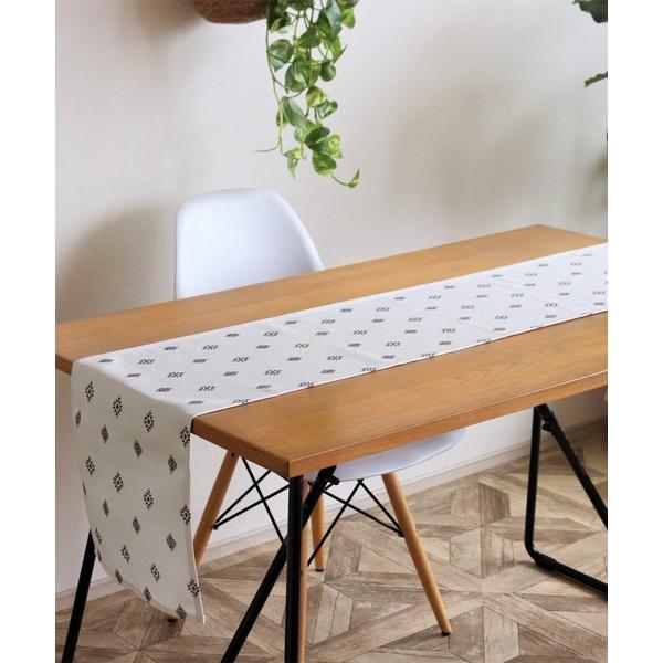 ZOZO問い合わせ番号:59543321ショップ:ABBEY MARKET，アビーマーケットブランド:Jubilee，ジュビリー商品名:ネイティブ キリム柄 リネンテーブルランナーカテゴリ:食器/キッチン>ランチョンマット/テーブルウ...