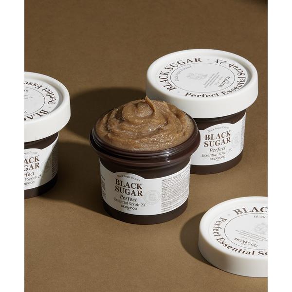 ※このアイテムは返品・交換対象外商品です。コスメ商品ZOZO問い合わせ番号:62987177ショップ:SKINFOOD，スキンフードブランド:SKINFOOD，スキンフード商品名:ブラックシュガー パーフェクト エッセンシャル スクラブ 2...