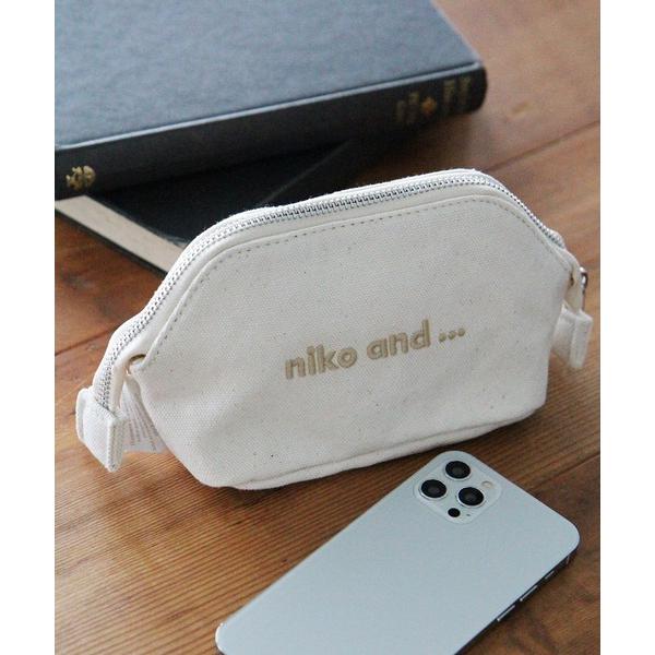 『セール実施中』ZOZO問い合わせ番号:67599900ショップ:niko and...，ニコアンドブランド:niko and...，ニコアンド商品名:オリジナルニコロゴ刺繍ポーチカテゴリ:財布/小物>ポーチブランド品番:295569...