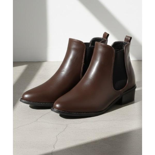 『セール実施中』ZOZO問い合わせ番号:72033642ショップ:Fusione，フュージョンブランド:LibertyDoll，リバティードール商品名:ポインテッドトゥ サイドゴアショートブーツカテゴリ:シューズ>ブーツブランド品番:...