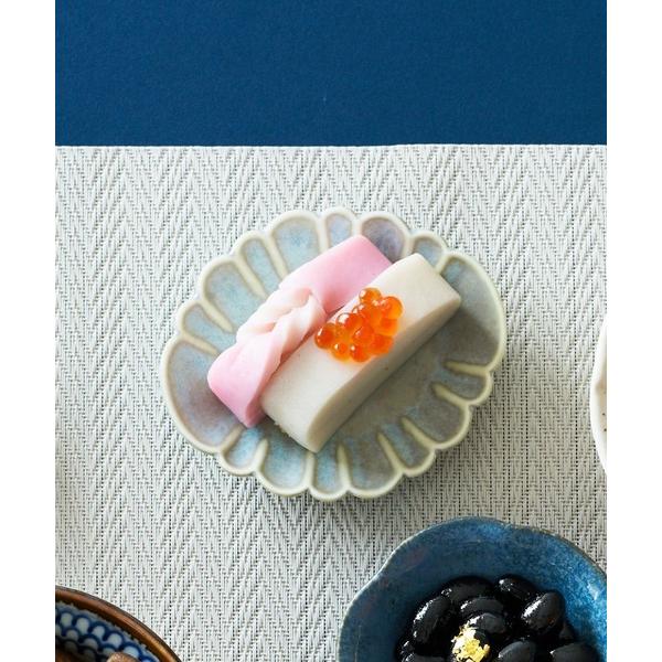 ZOZO問い合わせ番号:77081063ショップ:LAKOLE，ラコレブランド:LAKOLE，ラコレ商品名:オーバル菊形豆皿 / 968296カテゴリ:食器/キッチン>食器ブランド品番:968296素材:陶器原産国:JAPANカラー:...