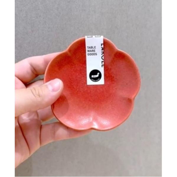 ZOZO問い合わせ番号:77081070ショップ:LAKOLE，ラコレブランド:LAKOLE，ラコレ商品名:梅の花豆皿 / 968297カテゴリ:食器/キッチン>食器ブランド品番:968297素材:陶器原産国:JAPANカラー:ブラッ...