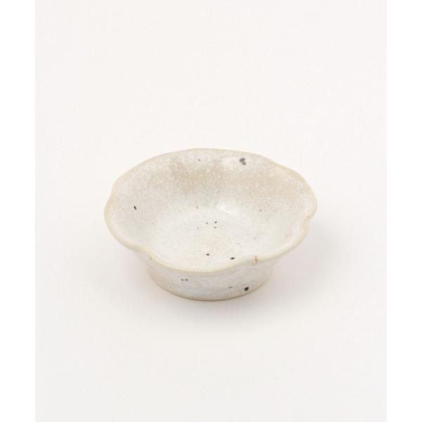 ZOZO問い合わせ番号:77081098ショップ:LAKOLE，ラコレブランド:LAKOLE，ラコレ商品名:花形小鉢 / 970505カテゴリ:食器/キッチン>食器ブランド品番:970505素材:陶器原産国:JAPANカラー:ホワイト...