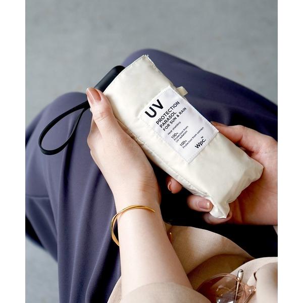 ZOZO問い合わせ番号:81353111ショップ:Wpc./KiU，ダブリュピーシーキウブランド:Wpc.，ダブリュピーシー商品名:【公式限定アイテム】遮光 切り継ぎタイニー 親骨53cm 日傘 折りたたみカテゴリ:ファッション雑貨>...