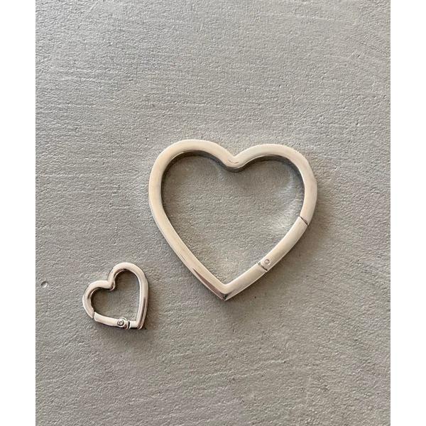 ZOZO問い合わせ番号:81626242ショップ:LOWRYS FARM，ローリーズファームブランド:Me%，ミィパーセント商品名:ハート2SETカラビナ　106345カテゴリ:雑貨/ホビー>その他雑貨ブランド品番:106345素材:...