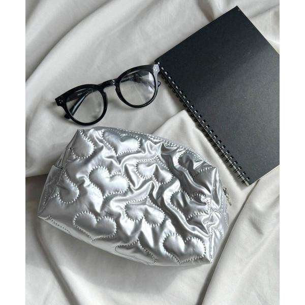 ZOZO問い合わせ番号:82139656ショップ:Port，ポートブランド:Port，ポート商品名:【 Sowel. / ソエル 】 メタリック キルティング ハート ポーチ / メイクポーチ / マルチポーチカテゴリ:財布/小物>ポ...