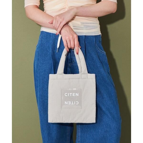 ZOZO問い合わせ番号:82308052ショップ:CITEN，シテンブランド:CITEN，シテン商品名:＜CITEN＞パデッド クリア ロゴ トート Sカテゴリ:バッグ>トートバッグブランド品番:42326990154カラー:ホワイト...