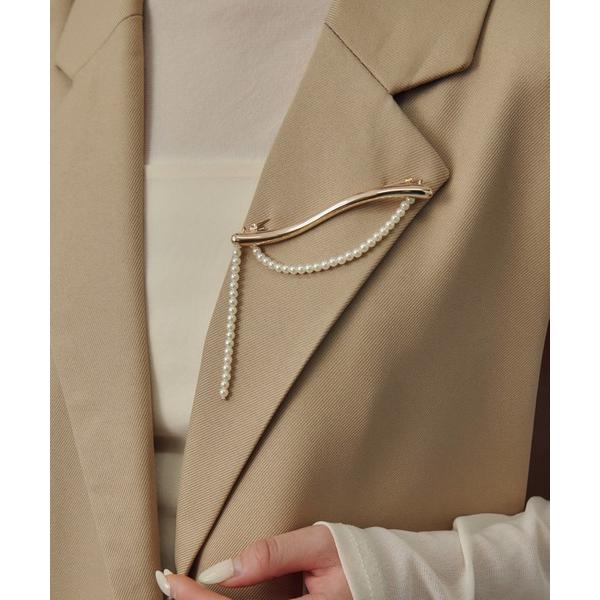 『タイムセール実施中』ZOZO問い合わせ番号:84686725ショップ:GOLDY，ゴールディブランド:GOLDY，ゴールディ商品名:メタル ライン ハング パール ブローチカテゴリ:アクセサリー>ブローチ/コサージュブランド品番:7...