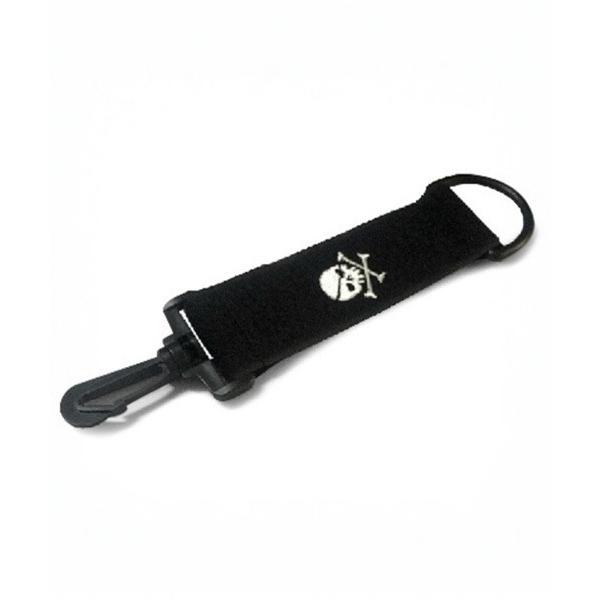 ZOZO問い合わせ番号:85064074ショップ:FRP，エフアールピーブランド:COMON GOLF，コモンゴルフ商品名:マジックテープで 素早く簡単 スカル刺繍 ゴルフグローブホルダーカテゴリ:アウトドア/スポーツ>ゴルフグッズブ...