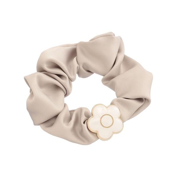 ZOZO問い合わせ番号:86589391ショップ:MARY QUANT，マリークワントブランド:MARY QUANT，マリークワント商品名:マーブルキャンディデイジー シュシュカテゴリ:ヘアアクセサリー>シュシュブランド品番:224-...