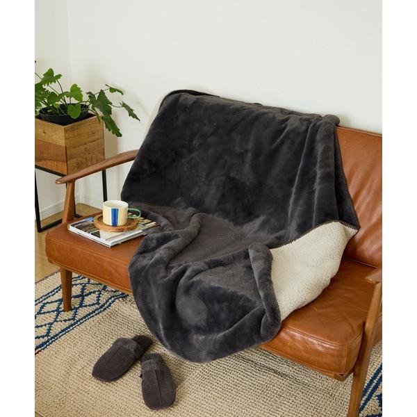 ZOZO問い合わせ番号:86869190ショップ:BAYFLOW，ベイフローブランド:BAYFLOW，ベイフロー商品名:[やみつきの触り心地!]BFファーボアブランケットM 102×160カテゴリ:インテリア>ブランケットブランド品番...