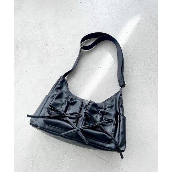 ZOZO問い合わせ番号:87109250ショップ:repipi armario，レピピアルマリオブランド:repipi armario，レピピ アルマリオ，10C REPIPI，ジューシーレピピ商品名:リボンフラップショルダーカテゴリ:バッ...