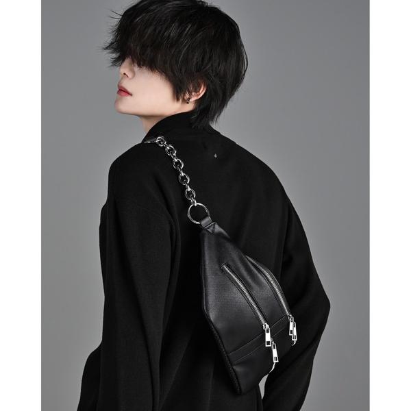 ZOZO問い合わせ番号:88479307ショップ:ADRER，アドラーブランド:ADRER，アドラー商品名:Chain body bag / チェーンボディバッグカテゴリ:バッグ>ショルダーバッグブランド品番:ADRbg408素材:表...