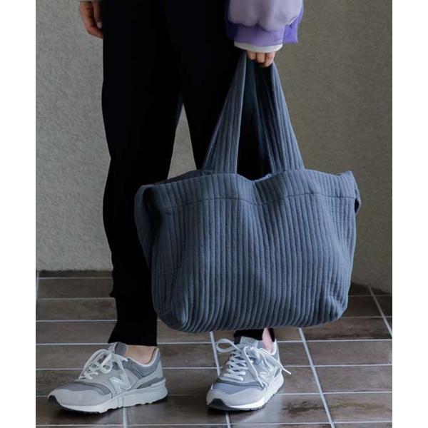 ZOZO問い合わせ番号:89235366ショップ:FELISSIMO，フェリシモブランド:フェリシモMama，フェリシモママ商品名:Ｍｏｒｅｄｄｅ　軽くて大容量　手ざわりが心地いいキルティングマザーズトートバッグカテゴリ:ママ＆ベビー&gt...