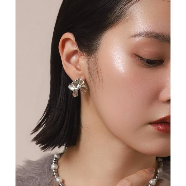 ピアス 「WEB限定」“Moment”シャーリングピアス/サージカルステンレス（金属アレルギー対応）「LHME / エルエイチエムイー」