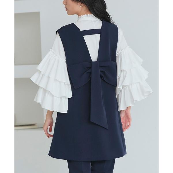 ZOZO問い合わせ番号:90858068ショップ:RUIRUE BOUTIQUE，ルイルエブティックブランド:RUIRUE BOUTIQUE，ルイルエブティック商品名:ストレッチ ｜ Vネック バックリボン ジレ ＆ テーパードパンツ セッ...