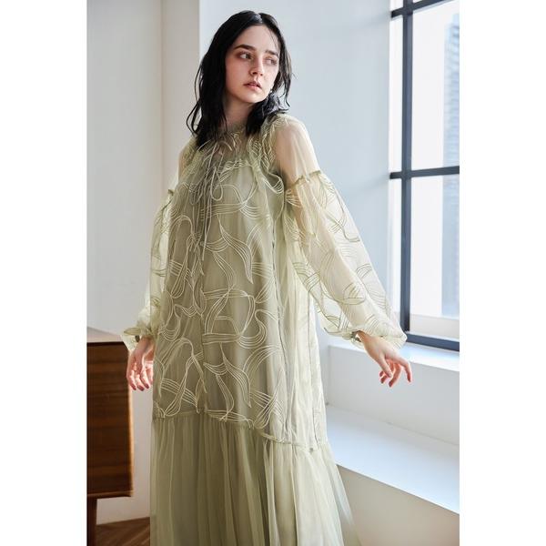 ZOZO問い合わせ番号:91546501ショップ:bflat，ビーフラットブランド:niana，ニアナ商品名:リボンエンブロイダリーレイヤードドレス マタニティ 妊婦 結婚式 二次会 成人式 同窓会 パーティードレス オケージョンドレス お...