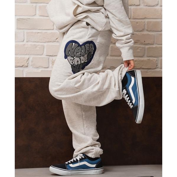 『タイムセール実施中』ZOZO問い合わせ番号:92285734ショップ:BIG CITY MARKET，ビッグシティマーケットブランド:1111clothing，ワンフォークロージング商品名:ハート サガラ刺繍 スウェットパンツ【セットアッ...