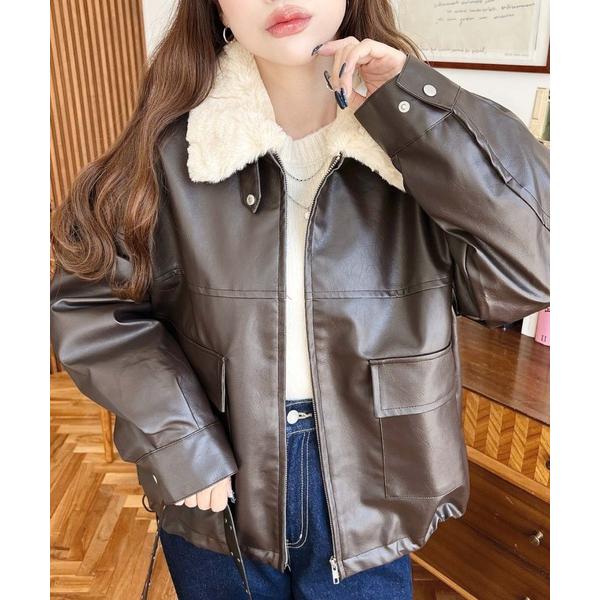 『セール実施中』ZOZO問い合わせ番号:92424442ショップ:moment+，モーメントプラスブランド:moment+，モーメントプラス商品名:ファーティペット付きフェイクレザーブルゾンカテゴリ:ジャケット/アウター>ライダースジ...