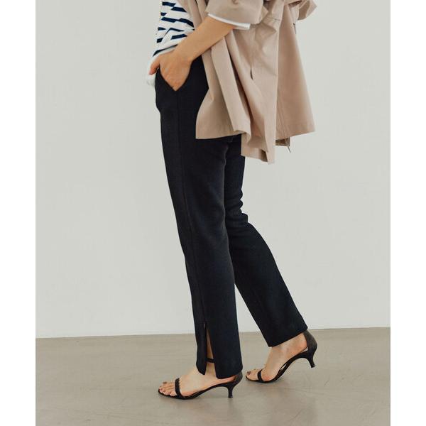 参考価格：18，700円発売時期：2022年12月コンディション：B（目立つ使用感なし）使用感が少ない、または気にならないアイテムウエスト：汚れすそ周り：毛玉参考商品名：ウールジャージサイドジップパンツ参考品番：22030900081040...