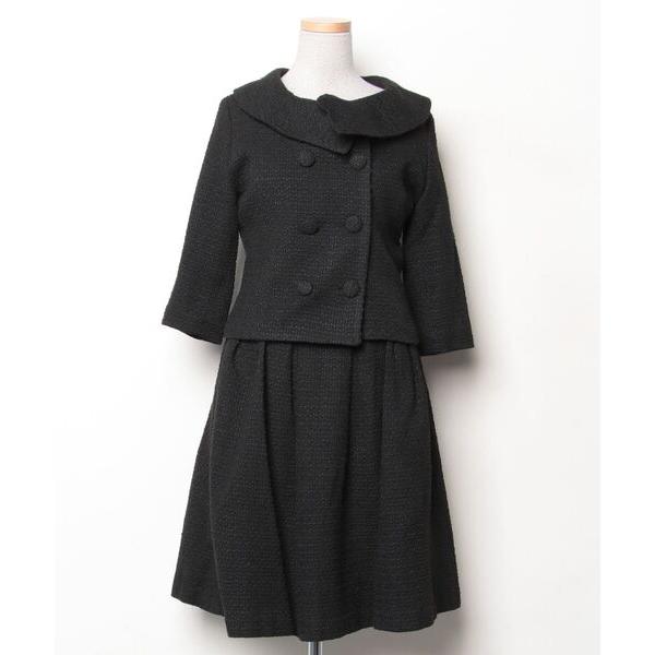 『セール実施中』参考価格：46，444円発売時期：2018年12月コンディション：C（やや使用感あり）使用感があり、やや気になる傷や汚れがあるアイテム全体的：毛玉参考商品名：ロールカラーツイードトップス・フレアスカート フォーマルスーツセッ...