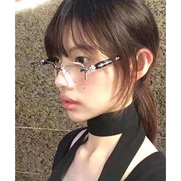 『セール実施中』ZOZO問い合わせ番号:94064844ショップ:DIAVEL，ディアベルブランド:ViViDAY，ビビデー，DIAVEL，ディアベル商品名:デザイン十字架メガネカテゴリ:ファッション雑貨>メガネブランド品番:I925...