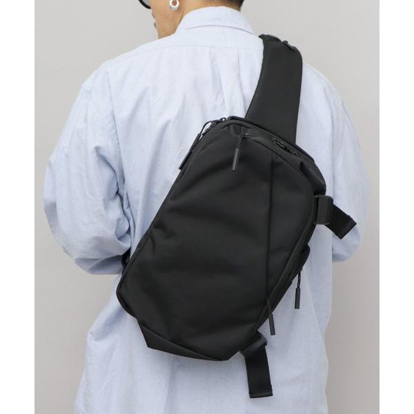 ウエストポーチ CORDURAポリエステル マグネットバックル 縦型 スリングバッグ ボディバッグ 大容量 スリーブポケット付き メンズ レディース