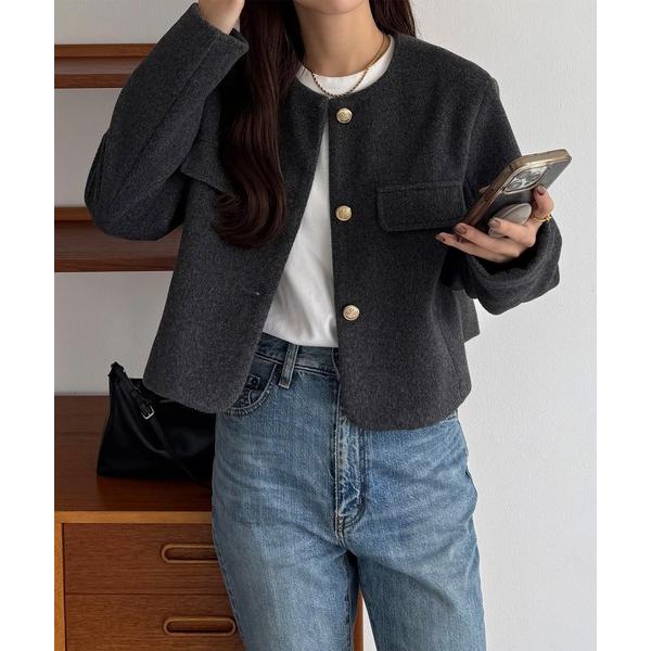 『タイムセール実施中』ZOZO問い合わせ番号:95348150ショップ:JUNOAH，ジュノアブランド:callautia，カラウティア商品名:ウールライクゴールドボタンノーカラージャケットカテゴリ:ジャケット/アウター>ノーカラージ...