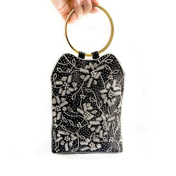 ZOZO問い合わせ番号:97026855ショップ:Rora，ローラブランド:BACKYARD FAMILY，バックヤードファミリー商品名:ビーズ刺繍パーティーバッグカテゴリ:バッグ>ハンドバッグブランド品番:napb11000素材:ポ...