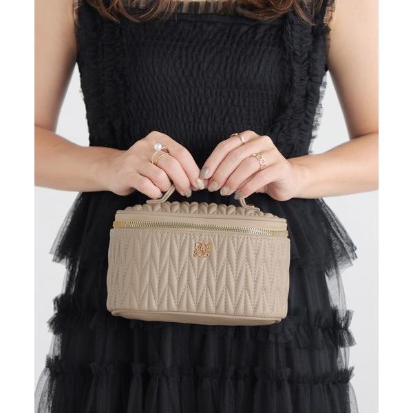 『タイムセール実施中』ZOZO問い合わせ番号:97060854ショップ:ALTROSE，アルトローズブランド:ALTROSE，アルトローズ商品名:バニティ ポーチ キルト メイクポーチ トラベル ロージアカテゴリ:財布/小物>ポーチブ...